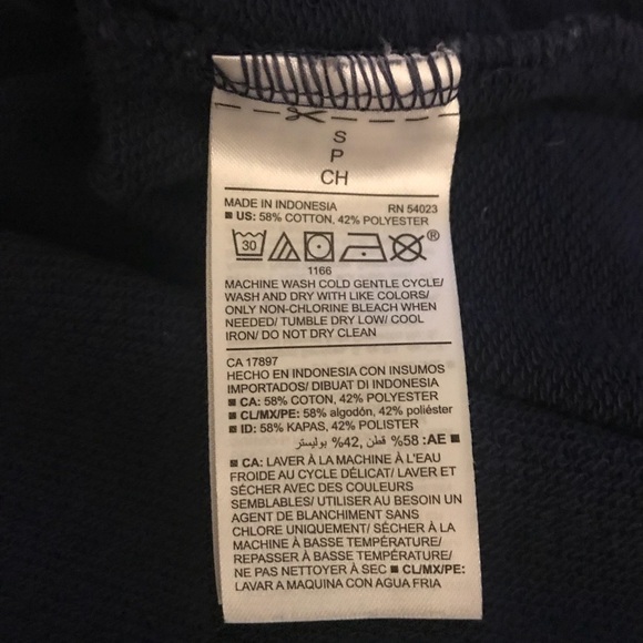 *** Old Navy Sweater - Picture 5 of 5